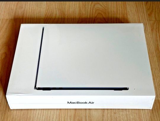 Built for Apple Intelligence – MacBook Air 13-inch Laptop (Brand New) $1 to Take It Home! Save $50 Instantly with Warranty