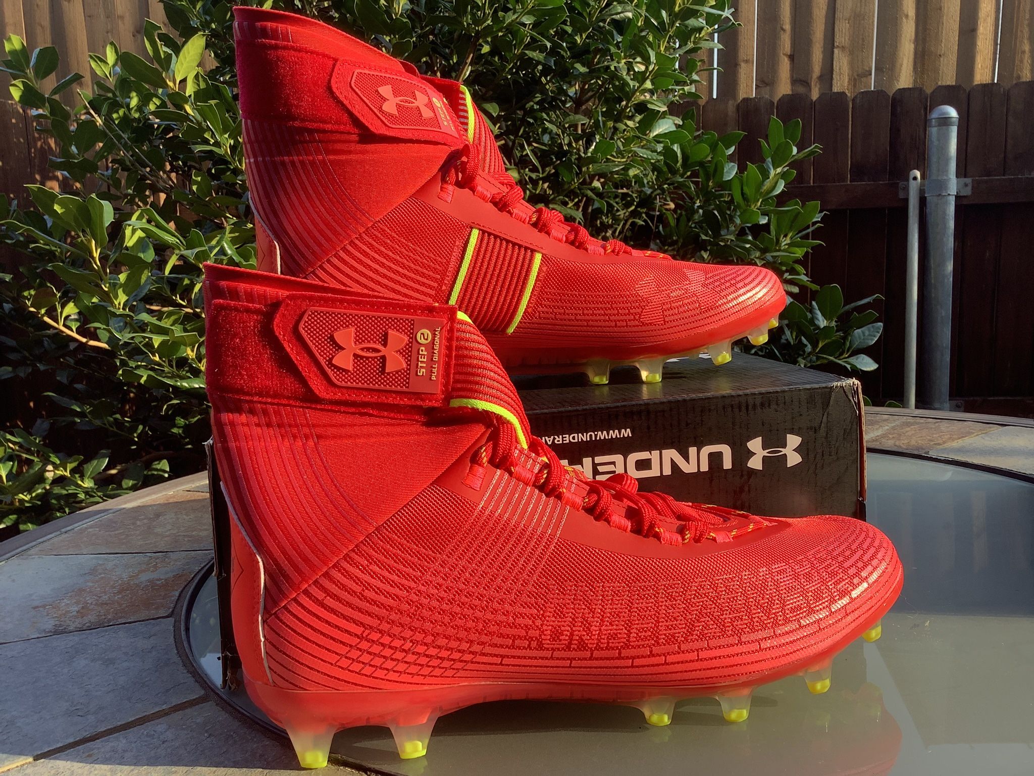 NEW MEN’S UNDER ARMOUR UA HIGHLIGHT MC FOOTBALL 🏈 CLEATS Sz 11.5