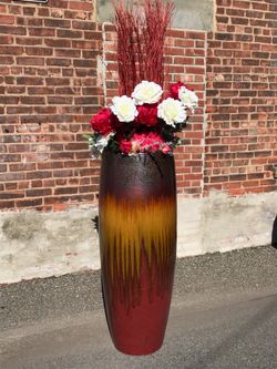 Gorgeous large Decorated Luxury Ceramic Vase
