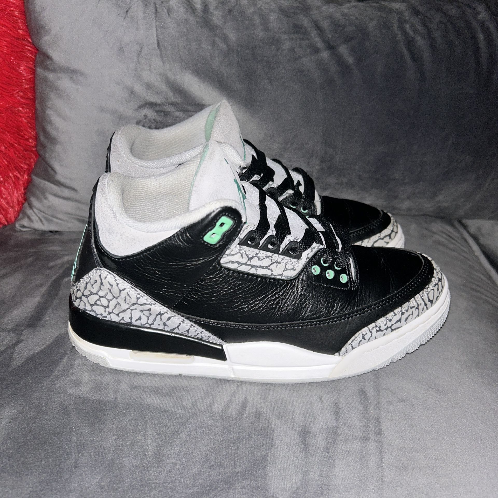 Jordan 3 Retro Green Glow
