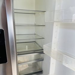 Whirlpool Refrigerator 