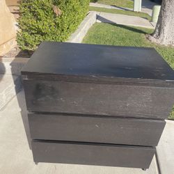 FREE! Twin Bed, Mattress, Dresser 