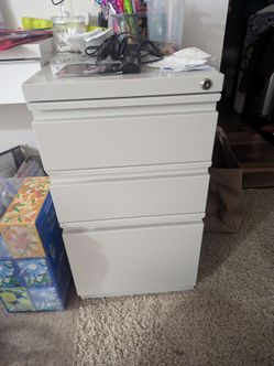 Metal 3-Drawer Filing Cabinet