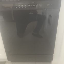 GE dishwasher Black