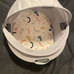 Fisher Price- on -the -Go Baby Dome