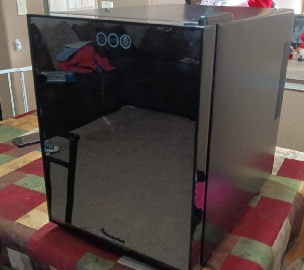 Magic Chef Wine Cooler