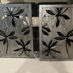 2 Gray Wood Flower Artwork Pieces-look Medalist