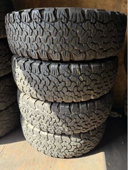 245/75/16 bfgoodrich las 4 llantas en buenas condiciones