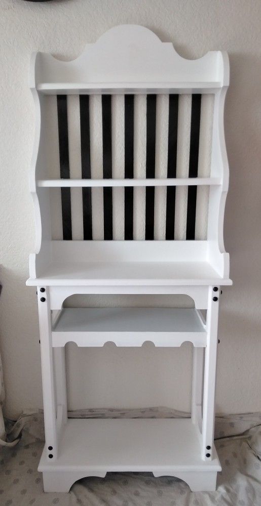 Wooden Stand/Shelves