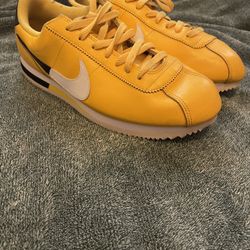 Yellow Cortez Size 12 Men