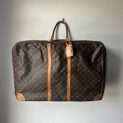 LOUIS VUITTON Sirius 60 Monogram Canvas Travel Bag