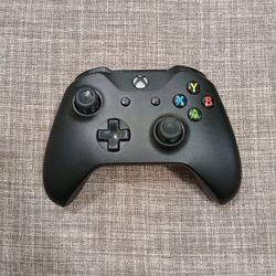 Black Xbox One S Controller Like New Condition 