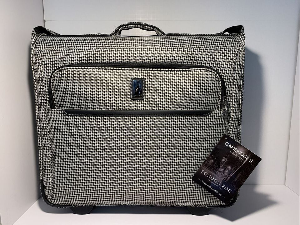 LONDON FOG Cambridge II Softside Rolling Garment Bag, Black White Houndstooth