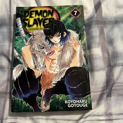 Demon Slayer Kimetsu No Yaiba Vol. 7 Manga