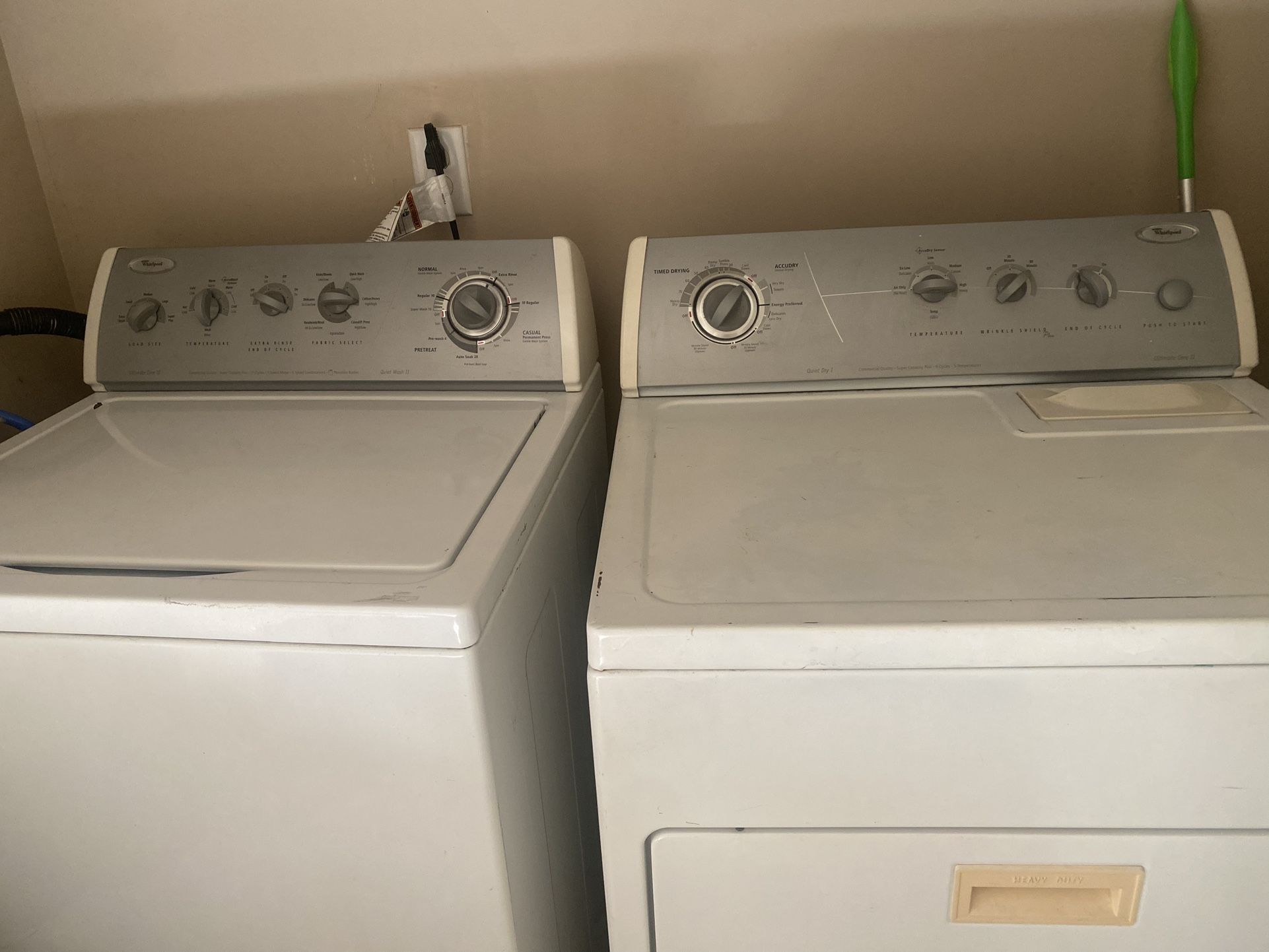 whirlpool washer and dryer set