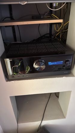 Yamaha TSR-700 7.1 channel AV receiver with 8k HDMI