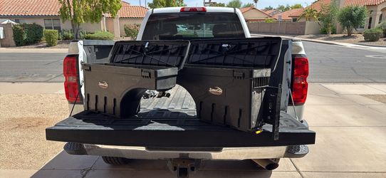 Swing case truck toolboxes