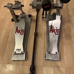 Double Bass Pedal Axis
