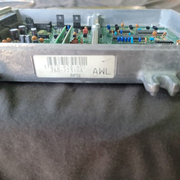 Honda civic p28 ecu