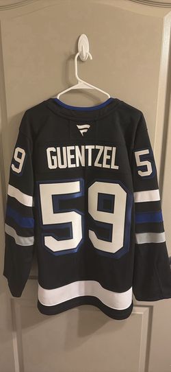 Lightning premium alternate Jake Guentzel jersey