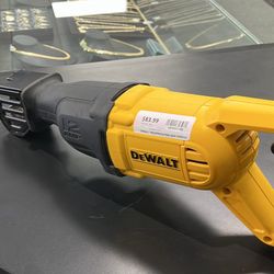 DEWALT Reciprocating Saw DWE305 (1188)