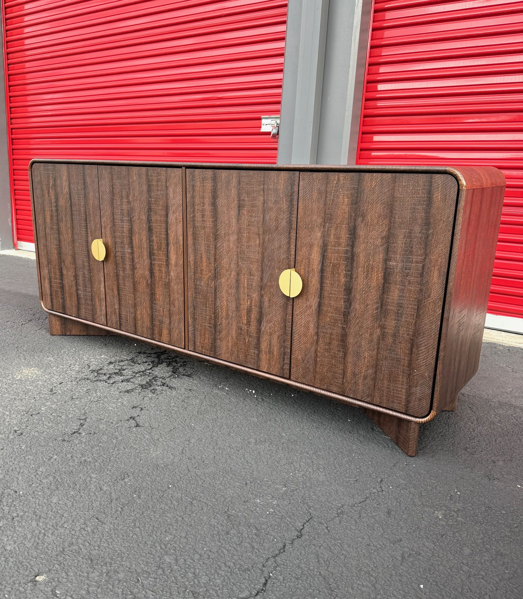 Modern 4 Door With Gold Pulls