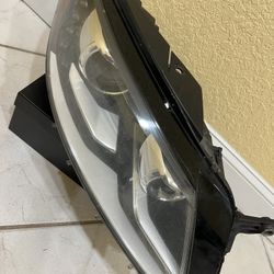 2013-2017 VW CC HEADLIGHT OEM
