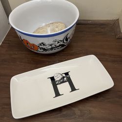 Looney Tunes Vintage 1996 Popcorn Bowl 10.5 x 6 Inches And Serving Plate Both $10