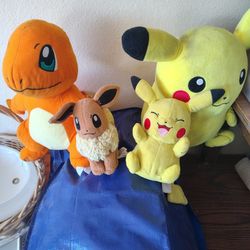 Pokemon Plushi 4 Pack 