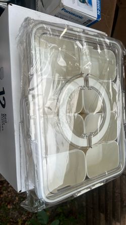 Snacks Compartment To Go