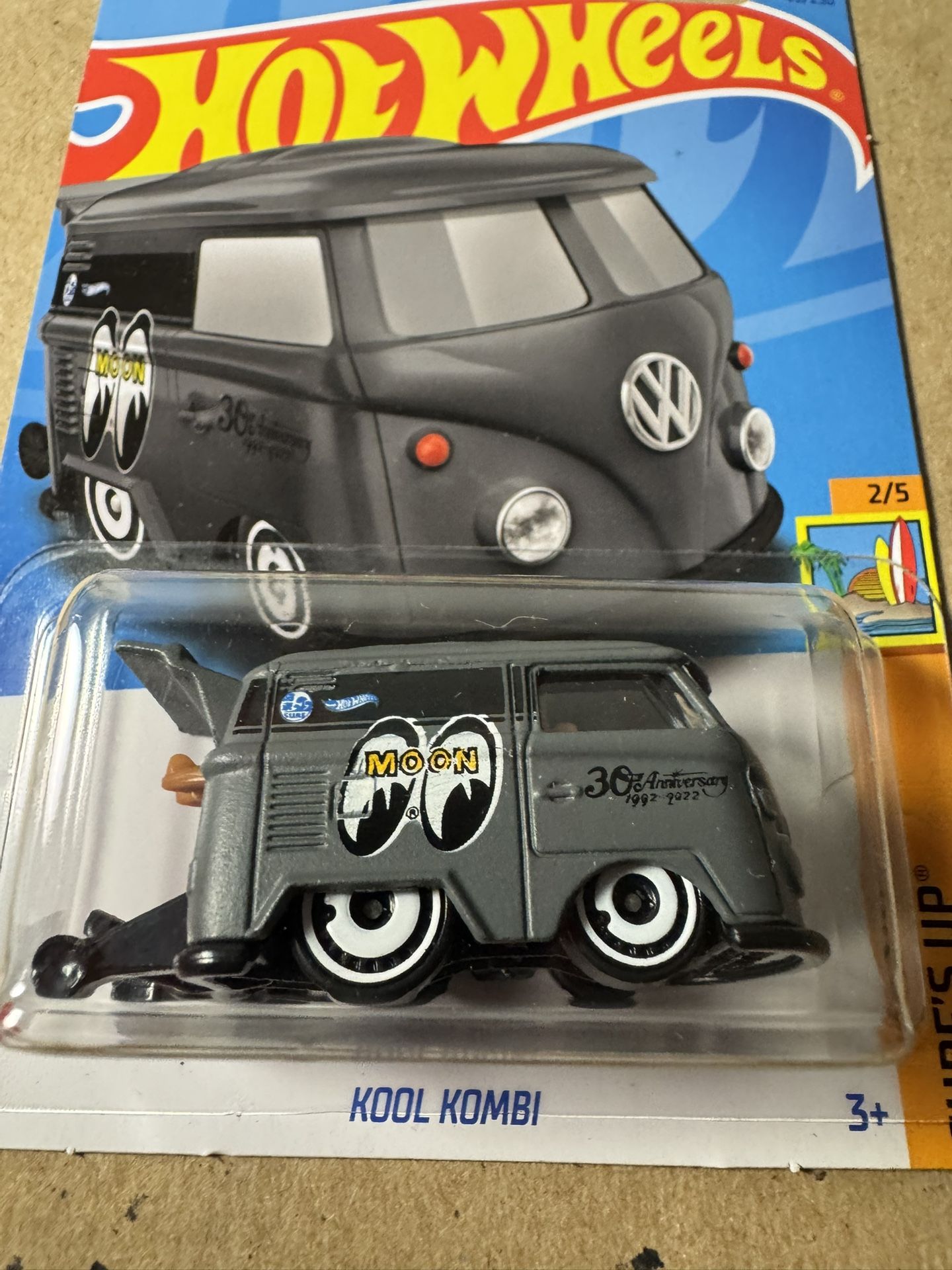 2022 SURF'S UP Hot Wheels KOOL KOMBI 49/250