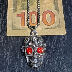 Red Eyed Skull Pendant 24 Inch Chain Necklace 