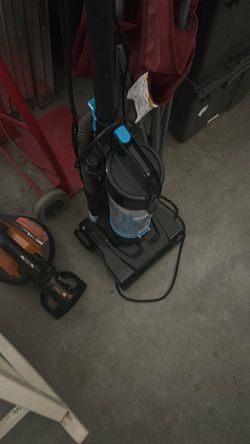 Bristle vacuum
