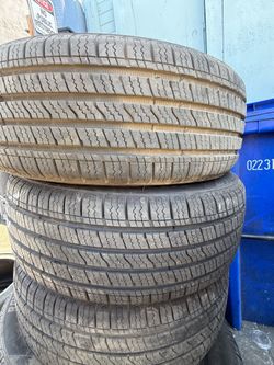 205/55R16 Tire set Almost new