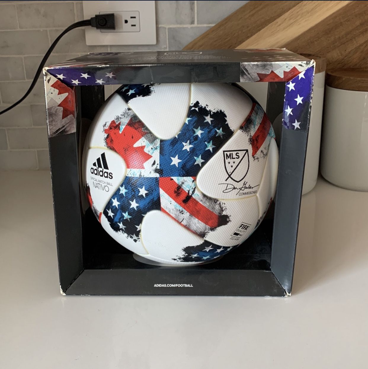 Adidas MLS Nativo No 17 Official Match Ball Size 5 – White/Red Brand New