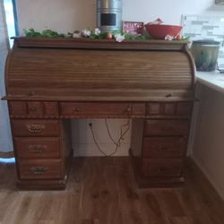 Old Fashioned Desk Oak