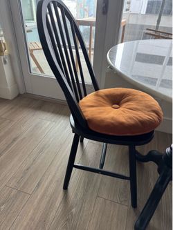 Ikea SKOGSTA Chair, Black, Like New