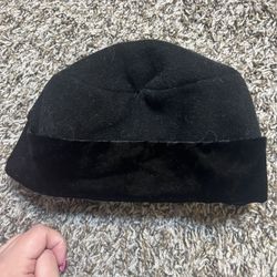 Girl’s black velvet sailor hat. Size 5