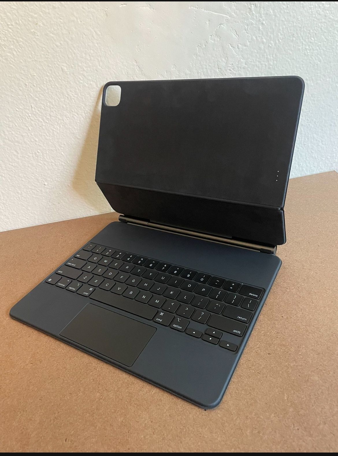 Apple Magic Keyboard For iPad Pro 12.9” And Air 13”