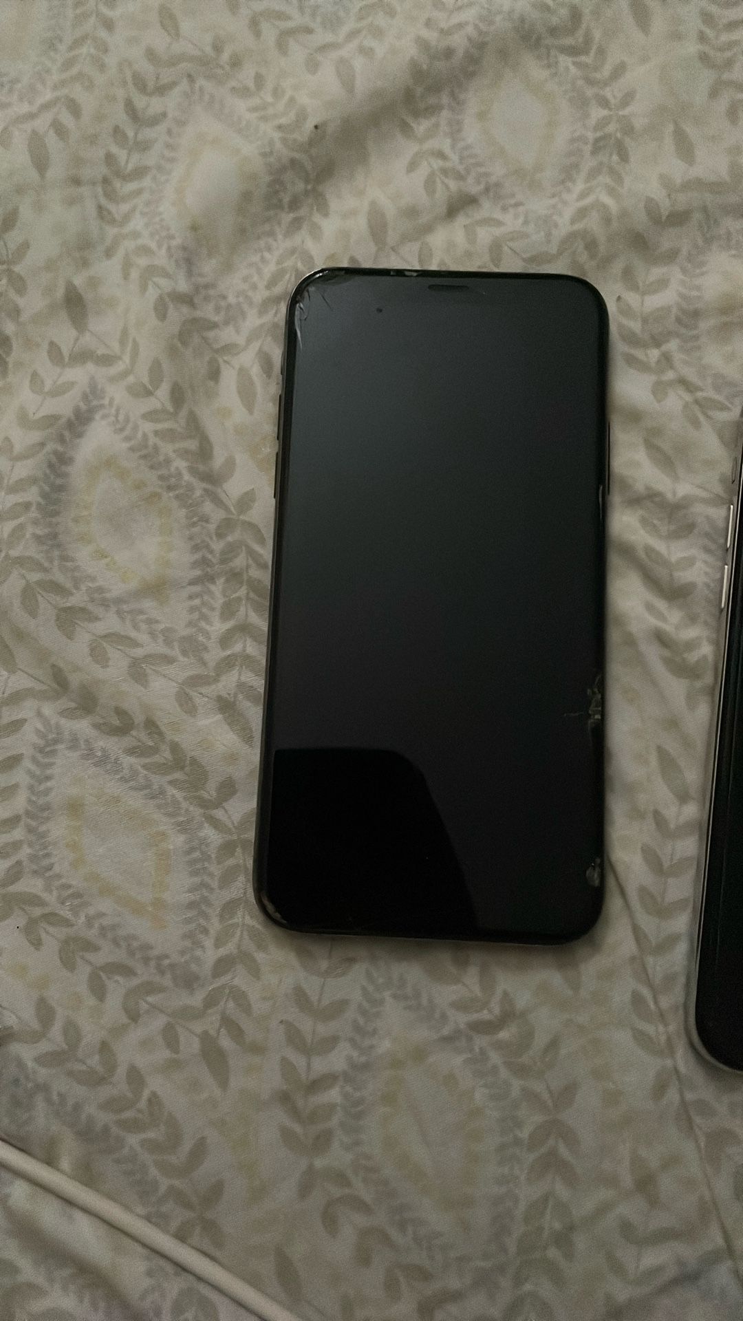 iPhone X (ONLY FOR PARTS)