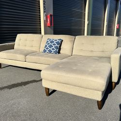 Sectional Couch 