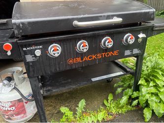 Black stone grill