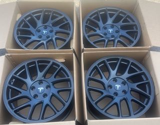 “18 Tesla model 3 satin black rims/wheels (exchange available)
