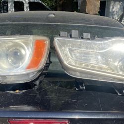 300 Chrysler Headlights 