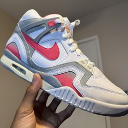 Nike Air Tech Challenge 2 
