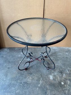 Round Glass Top Patio Table