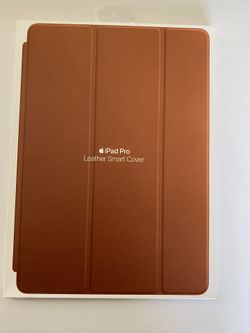 Brand New Sealed iPad Pro 10.5” Leather Smart Cover (NIB)