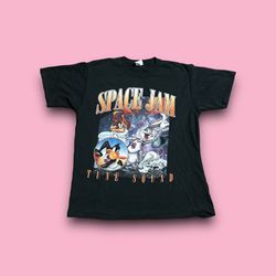 Vintage space jam looney tunes t-shirt 