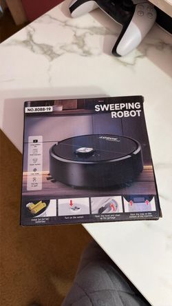 Mini vacum robot