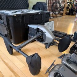 DJI Inspire 2 X5s Drone w/
Accessories